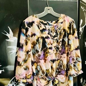 Rose + Olive top with tie on bottom